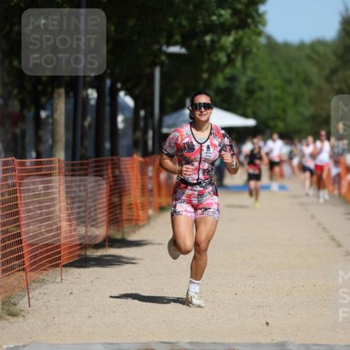07.09.2025 - 19. Norderstedt Triathlon Michael Strokosch http://msf.ph/oto/8806096 07.09.2025 12:38:50 Laufen 195 meine-sportfotos.de