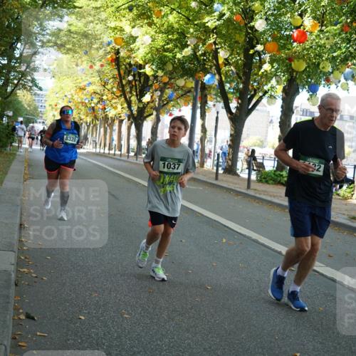 07.09.2025 - BARMER Alsterlauf Yannick Fuchs http://msf.ph/oto/8806112 07.09.2025 11:54:43 Laufen 8320, 1037, 32 meine-sportfotos.de