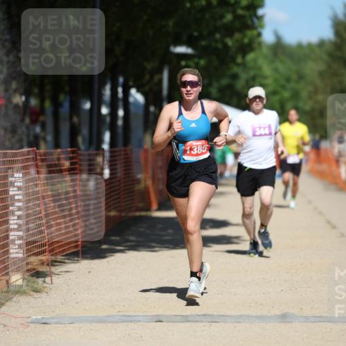 07.09.2025 - 19. Norderstedt Triathlon Michael Strokosch http://msf.ph/oto/8806124 07.09.2025 13:17:14 Laufen 330, 344, 347, 1385 meine-sportfotos.de