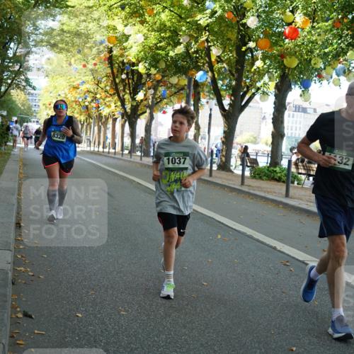 07.09.2025 - BARMER Alsterlauf Yannick Fuchs http://msf.ph/oto/8806127 07.09.2025 11:54:43 Laufen 8320, 1037, 32 meine-sportfotos.de