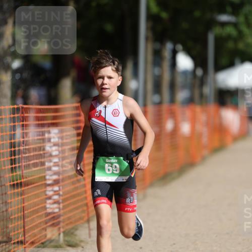 07.09.2025 - 19. Norderstedt Triathlon Michael Strokosch http://msf.ph/oto/8806133 07.09.2025 11:14:10 Laufen 69 meine-sportfotos.de