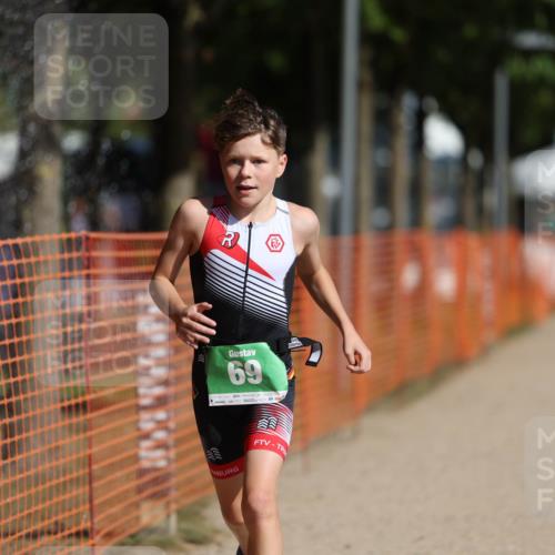 07.09.2025 - 19. Norderstedt Triathlon Michael Strokosch http://msf.ph/oto/8806138 07.09.2025 11:14:10 Laufen 69 meine-sportfotos.de