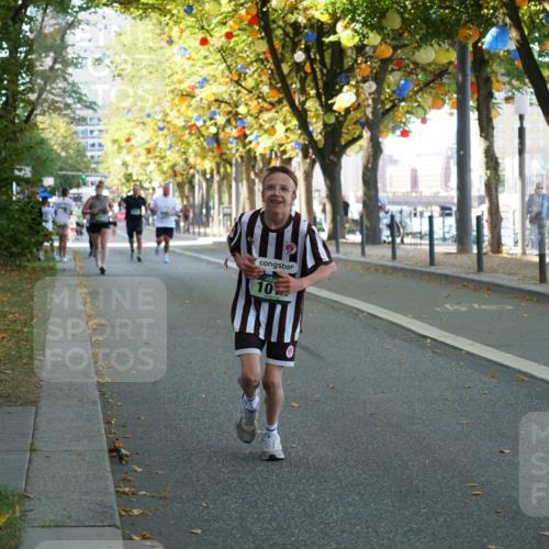 07.09.2025 - BARMER Alsterlauf Yannick Fuchs http://msf.ph/oto/8806171 07.09.2025 11:54:48 Laufen 10 meine-sportfotos.de