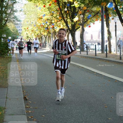 07.09.2025 - BARMER Alsterlauf Yannick Fuchs http://msf.ph/oto/8806178 07.09.2025 11:54:48 Laufen 10 meine-sportfotos.de