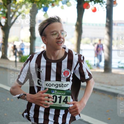 07.09.2025 - BARMER Alsterlauf Yannick Fuchs http://msf.ph/oto/8806205 07.09.2025 11:54:50 Laufen 1910, 36, 014 meine-sportfotos.de