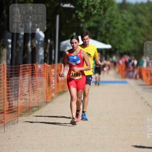 07.09.2025 - 19. Norderstedt Triathlon Michael Strokosch http://msf.ph/oto/8806223 07.09.2025 12:09:15 Laufen 228, 849, 1189 meine-sportfotos.de
