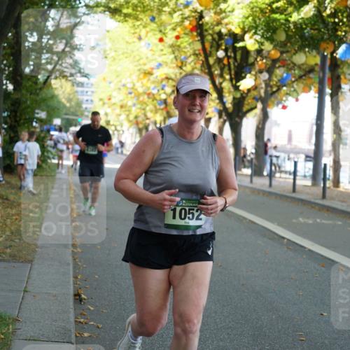 07.09.2025 - BARMER Alsterlauf Yannick Fuchs http://msf.ph/oto/8806226 07.09.2025 11:54:57 Laufen 36, 1052 meine-sportfotos.de