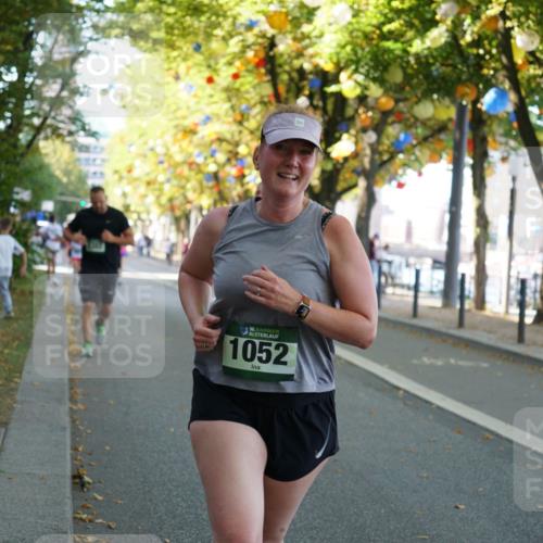 07.09.2025 - BARMER Alsterlauf Yannick Fuchs http://msf.ph/oto/8806240 07.09.2025 11:54:58 Laufen 1052 meine-sportfotos.de