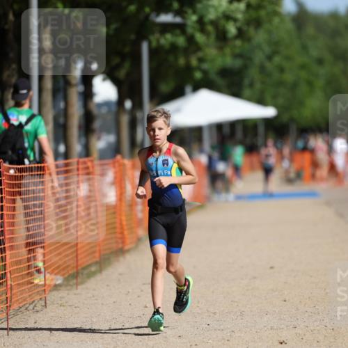 07.09.2025 - 19. Norderstedt Triathlon Michael Strokosch http://msf.ph/oto/8806248 07.09.2025 11:15:05 Laufen 98 meine-sportfotos.de