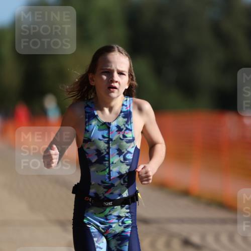 07.09.2025 - 19. Norderstedt Triathlon Michael Strokosch http://msf.ph/oto/8806255 07.09.2025 09:46:27 Laufen 565, 584, 599 meine-sportfotos.de
