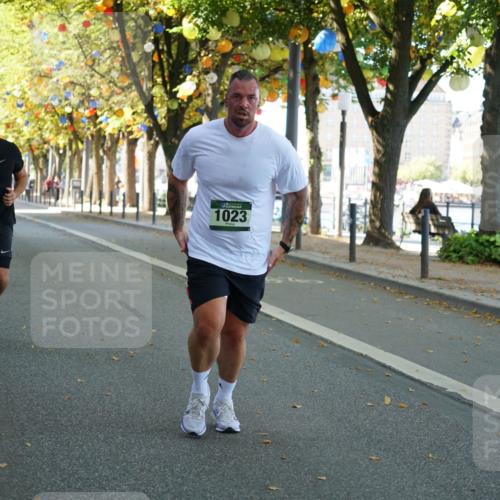 07.09.2025 - BARMER Alsterlauf Yannick Fuchs http://msf.ph/oto/8806267 07.09.2025 11:55:00 Laufen 8382, 1023 meine-sportfotos.de