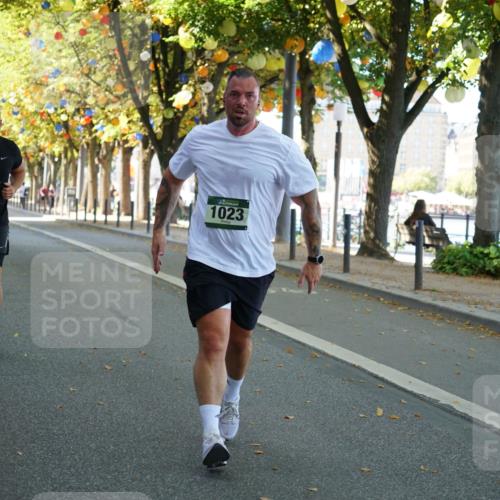 07.09.2025 - BARMER Alsterlauf Yannick Fuchs http://msf.ph/oto/8806274 07.09.2025 11:55:00 Laufen 8382, 1023 meine-sportfotos.de