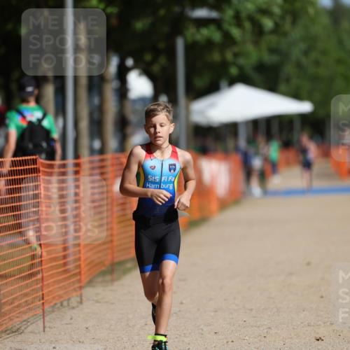 07.09.2025 - 19. Norderstedt Triathlon Michael Strokosch http://msf.ph/oto/8806278 07.09.2025 11:15:06 Laufen 98 meine-sportfotos.de