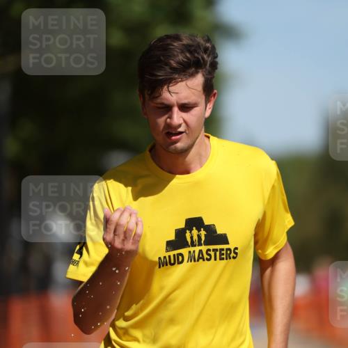 07.09.2025 - 19. Norderstedt Triathlon Michael Strokosch http://msf.ph/oto/8806285 07.09.2025 12:09:22 Laufen 228, 1189 meine-sportfotos.de