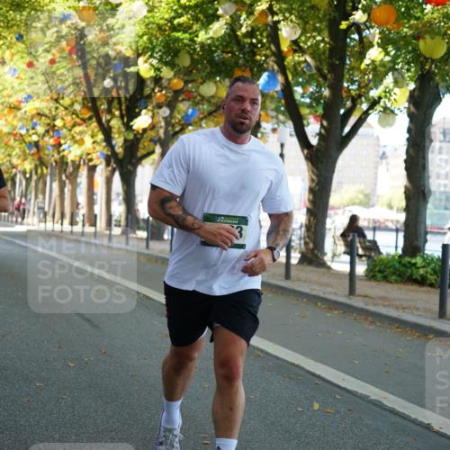 07.09.2025 - BARMER Alsterlauf Yannick Fuchs http://msf.ph/oto/8806296 07.09.2025 11:55:01 Laufen 8382 meine-sportfotos.de