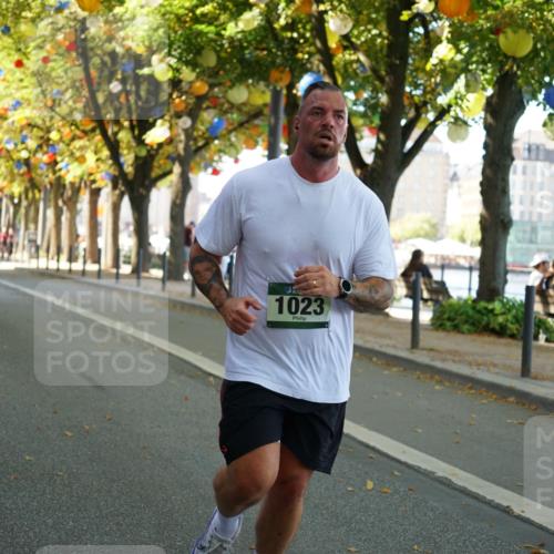 07.09.2025 - BARMER Alsterlauf Yannick Fuchs http://msf.ph/oto/8806310 07.09.2025 11:55:01 Laufen 8382, 1023 meine-sportfotos.de