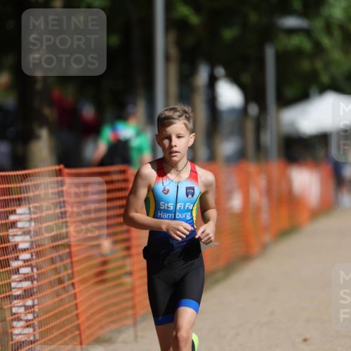 07.09.2025 - 19. Norderstedt Triathlon Michael Strokosch http://msf.ph/oto/8806318 07.09.2025 11:15:07 Laufen 98 meine-sportfotos.de
