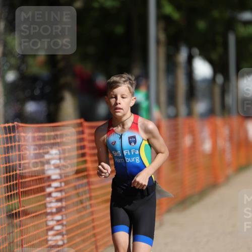 07.09.2025 - 19. Norderstedt Triathlon Michael Strokosch http://msf.ph/oto/8806337 07.09.2025 11:15:07 Laufen 98 meine-sportfotos.de