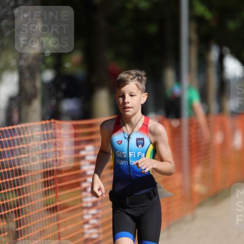 07.09.2025 - 19. Norderstedt Triathlon Michael Strokosch http://msf.ph/oto/8806352 07.09.2025 11:15:08 Laufen 98 meine-sportfotos.de