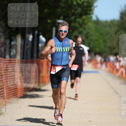 07.09.2025 - 19. Norderstedt Triathlon Michael Strokosch http://msf.ph/oto/8806355 07.09.2025 12:39:12 Laufen 791, 826, 849 meine-sportfotos.de