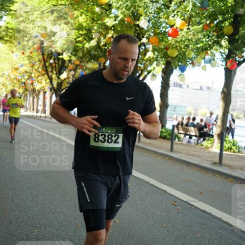 07.09.2025 - BARMER Alsterlauf Yannick Fuchs http://msf.ph/oto/8806367 07.09.2025 11:55:04 Laufen 1027, 36, 8382 meine-sportfotos.de