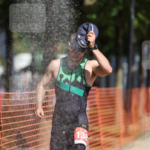 07.09.2025 - 19. Norderstedt Triathlon Michael Strokosch http://msf.ph/oto/8806392 07.09.2025 12:09:40 Laufen 1195, 1383 meine-sportfotos.de
