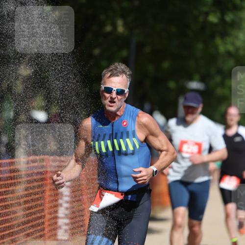 07.09.2025 - 19. Norderstedt Triathlon Michael Strokosch http://msf.ph/oto/8806393 07.09.2025 12:39:13 Laufen 791, 826, 849 meine-sportfotos.de