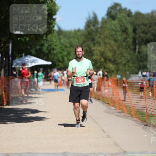 07.09.2025 - 19. Norderstedt Triathlon Michael Strokosch http://msf.ph/oto/8806394 07.09.2025 13:17:50 Laufen 157, 1216 meine-sportfotos.de