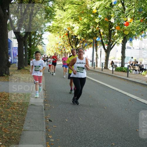 07.09.2025 - BARMER Alsterlauf Yannick Fuchs http://msf.ph/oto/8806413 07.09.2025 11:55:08 Laufen 97, 1022, 151 meine-sportfotos.de