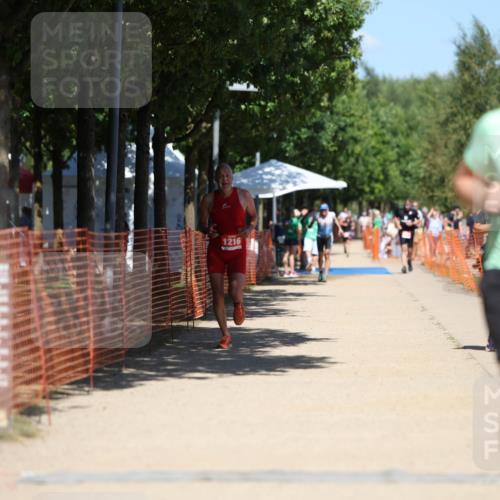 07.09.2025 - 19. Norderstedt Triathlon Michael Strokosch http://msf.ph/oto/8806474 07.09.2025 13:17:54 Laufen 157, 239, 1216 meine-sportfotos.de