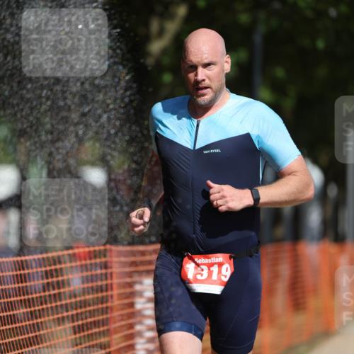 07.09.2025 - 19. Norderstedt Triathlon Michael Strokosch http://msf.ph/oto/8806475 07.09.2025 12:09:53 Laufen 860, 1153, 1319 meine-sportfotos.de