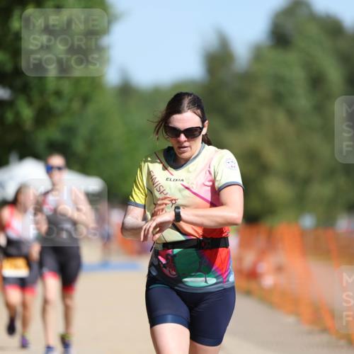 07.09.2025 - 19. Norderstedt Triathlon Michael Strokosch http://msf.ph/oto/8806520 07.09.2025 12:09:57 Laufen 860, 1153, 1197, 1319 meine-sportfotos.de
