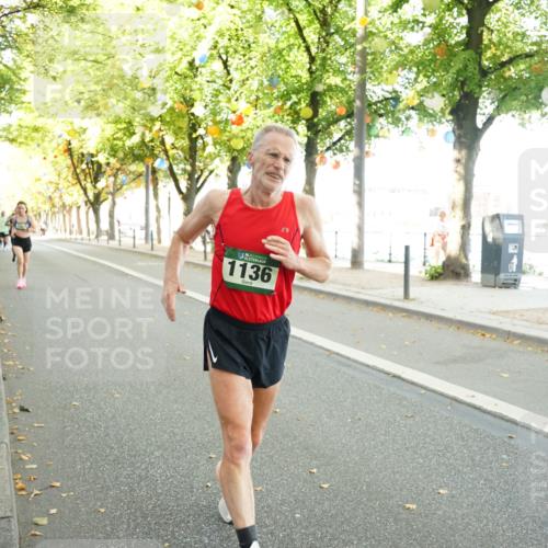 07.09.2025 - BARMER Alsterlauf Yannick Fuchs http://msf.ph/oto/8806542 07.09.2025 11:55:14 Laufen 36, 1136 meine-sportfotos.de