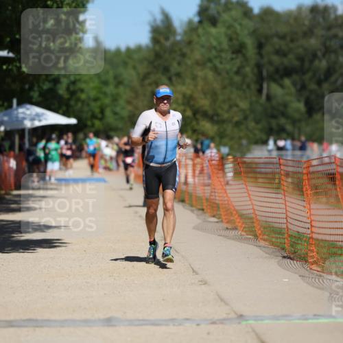 07.09.2025 - 19. Norderstedt Triathlon Michael Strokosch http://msf.ph/oto/8806543 07.09.2025 13:18:07 Laufen 241 meine-sportfotos.de