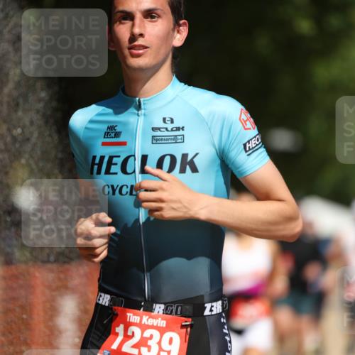 07.09.2025 - 19. Norderstedt Triathlon Michael Strokosch http://msf.ph/oto/8806563 07.09.2025 12:39:51 Laufen 243, 748, 767, 778, 856, 1239, 1255, 1276 meine-sportfotos.de