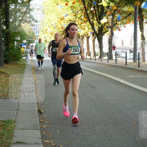 07.09.2025 - BARMER Alsterlauf Yannick Fuchs http://msf.ph/oto/8806573 07.09.2025 11:55:16 Laufen 108, 262 meine-sportfotos.de