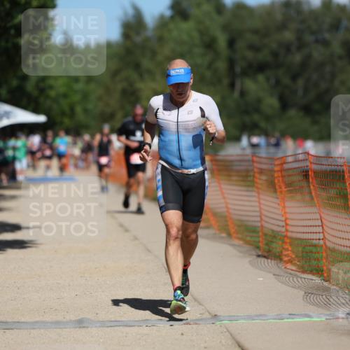 07.09.2025 - 19. Norderstedt Triathlon Michael Strokosch http://msf.ph/oto/8806599 07.09.2025 13:18:09 Laufen 241 meine-sportfotos.de