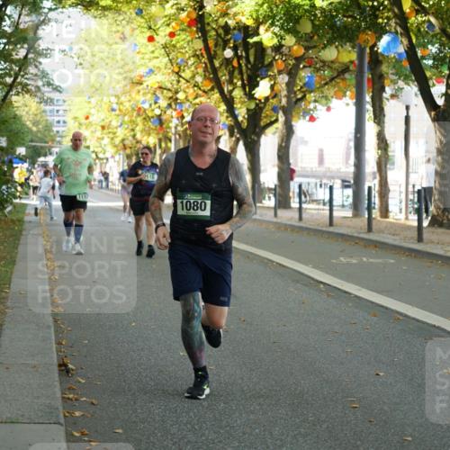 07.09.2025 - BARMER Alsterlauf Yannick Fuchs http://msf.ph/oto/8806642 07.09.2025 11:55:18 Laufen 1119, 118, 1080 meine-sportfotos.de