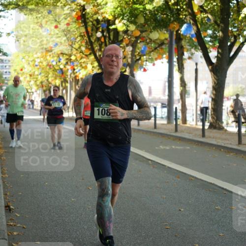 07.09.2025 - BARMER Alsterlauf Yannick Fuchs http://msf.ph/oto/8806645 07.09.2025 11:55:19 Laufen 136, 108 meine-sportfotos.de