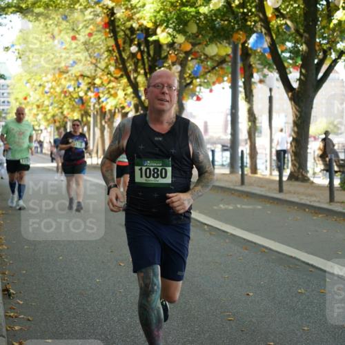 07.09.2025 - BARMER Alsterlauf Yannick Fuchs http://msf.ph/oto/8806651 07.09.2025 11:55:19 Laufen 16, 1080 meine-sportfotos.de