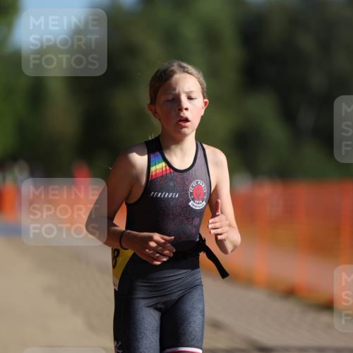07.09.2025 - 19. Norderstedt Triathlon Michael Strokosch http://msf.ph/oto/8806669 07.09.2025 09:47:05 Laufen 602, 606, 608, 615 meine-sportfotos.de