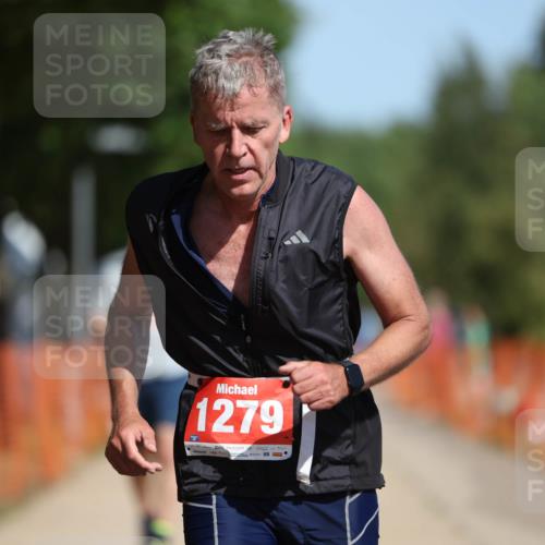 07.09.2025 - 19. Norderstedt Triathlon Michael Strokosch http://msf.ph/oto/8806702 07.09.2025 12:10:19 Laufen 826, 1164, 1279 meine-sportfotos.de