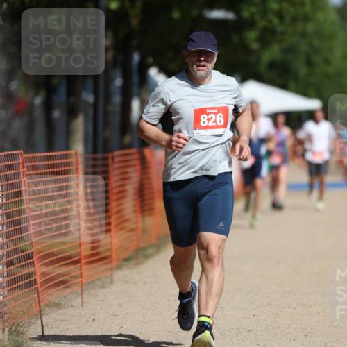 07.09.2025 - 19. Norderstedt Triathlon Michael Strokosch http://msf.ph/oto/8806721 07.09.2025 12:10:21 Laufen 826, 1279 meine-sportfotos.de