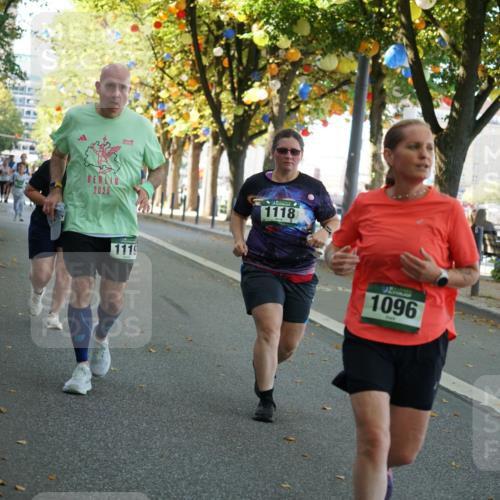 07.09.2025 - BARMER Alsterlauf Yannick Fuchs http://msf.ph/oto/8806730 07.09.2025 11:55:24 Laufen 2025, 1119, 1118, 1096 meine-sportfotos.de