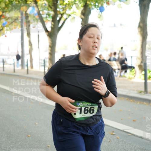 07.09.2025 - BARMER Alsterlauf Yannick Fuchs http://msf.ph/oto/8806771 07.09.2025 11:55:28 Laufen 36, 166 meine-sportfotos.de