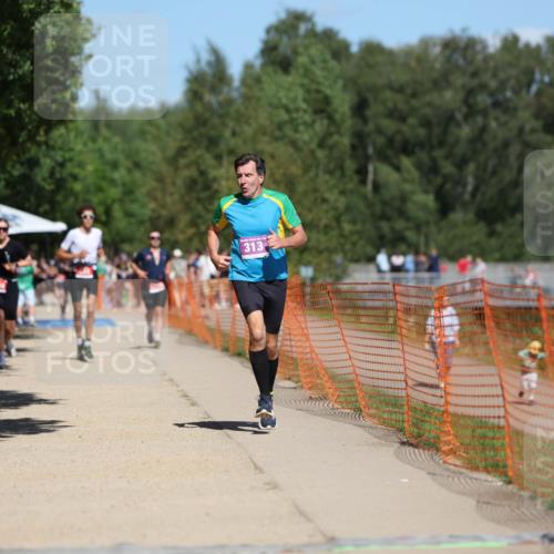 07.09.2025 - 19. Norderstedt Triathlon Michael Strokosch http://msf.ph/oto/8806782 07.09.2025 13:18:24 Laufen 313 meine-sportfotos.de
