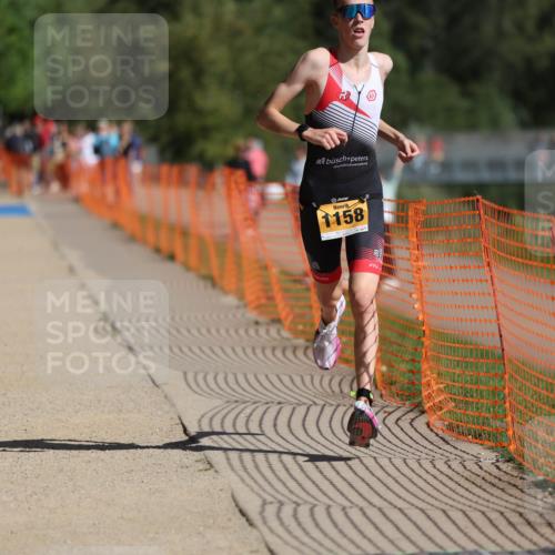 07.09.2025 - 19. Norderstedt Triathlon Michael Strokosch http://msf.ph/oto/8806814 07.09.2025 11:28:13 Laufen 1158 meine-sportfotos.de