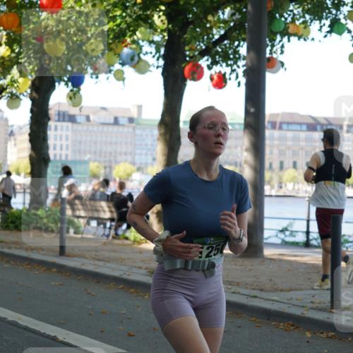07.09.2025 - BARMER Alsterlauf Yannick Fuchs http://msf.ph/oto/8806820 07.09.2025 11:55:35 Laufen 250 meine-sportfotos.de