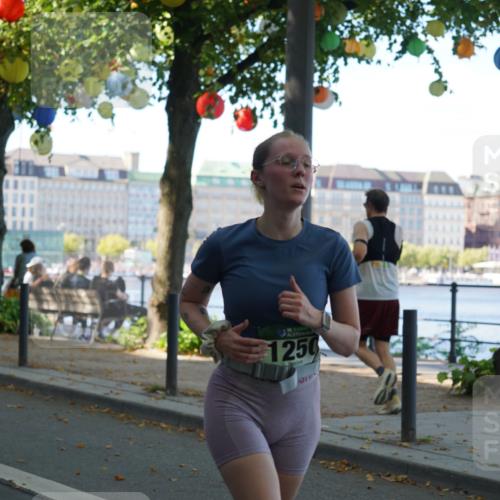 07.09.2025 - BARMER Alsterlauf Yannick Fuchs http://msf.ph/oto/8806828 07.09.2025 11:55:35 Laufen 36, 1250 meine-sportfotos.de