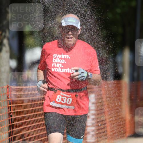 07.09.2025 - 19. Norderstedt Triathlon Michael Strokosch http://msf.ph/oto/8806837 07.09.2025 12:40:30 Laufen 146, 170, 830, 1288 meine-sportfotos.de